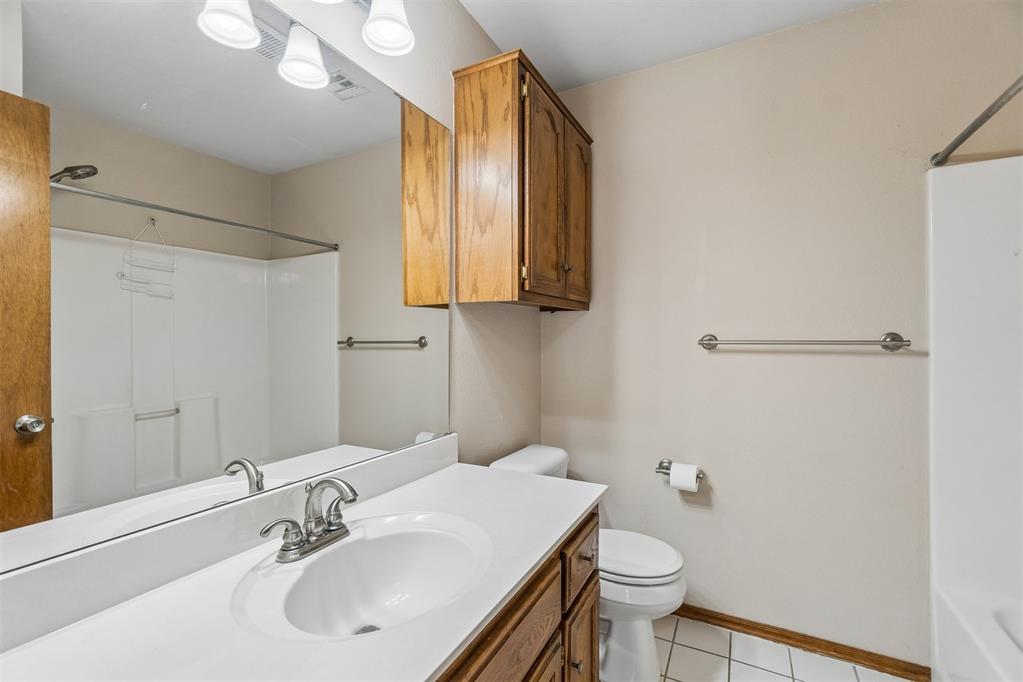 1001 Sw 24th Street Property Photo 27