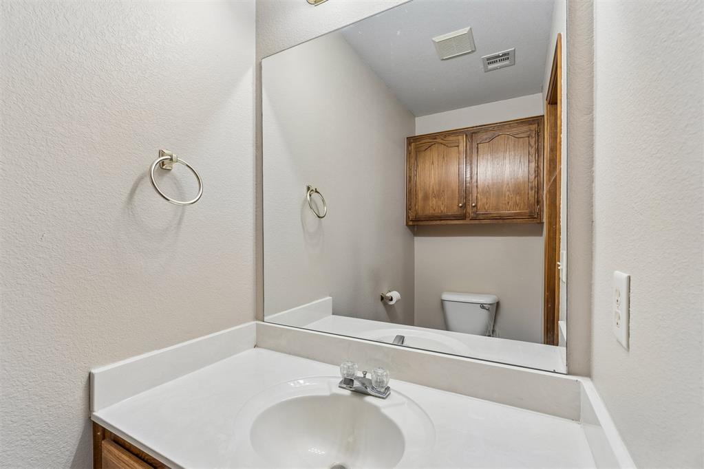 1001 Sw 24th Street Property Photo 39