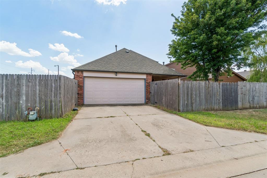 1001 Sw 24th Street Property Photo 46