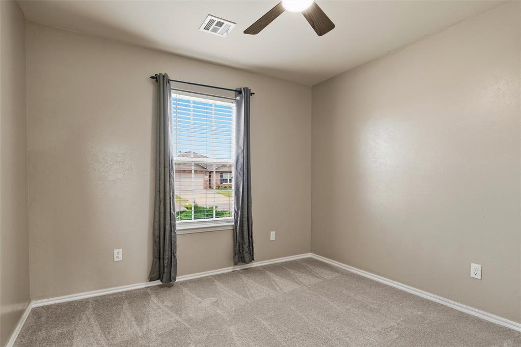 13236 Bridgewater Drive Property Photo 10