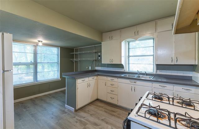 1240141 Property Photo 8