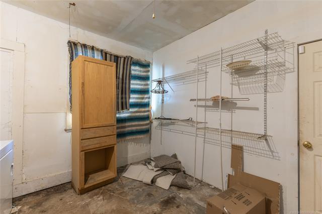 1240141 Property Photo 11