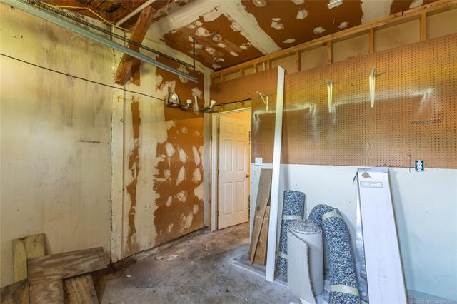 1240141 Property Photo 13
