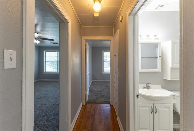 1240141 Property Photo 25