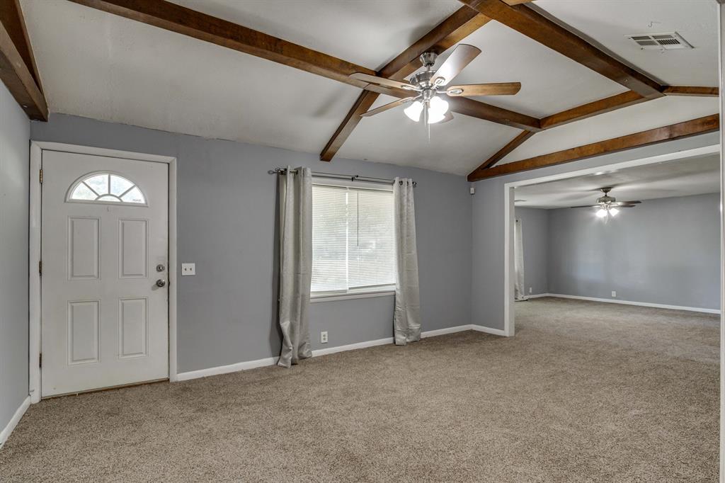 4105 Lawn Drive Property Photo 2
