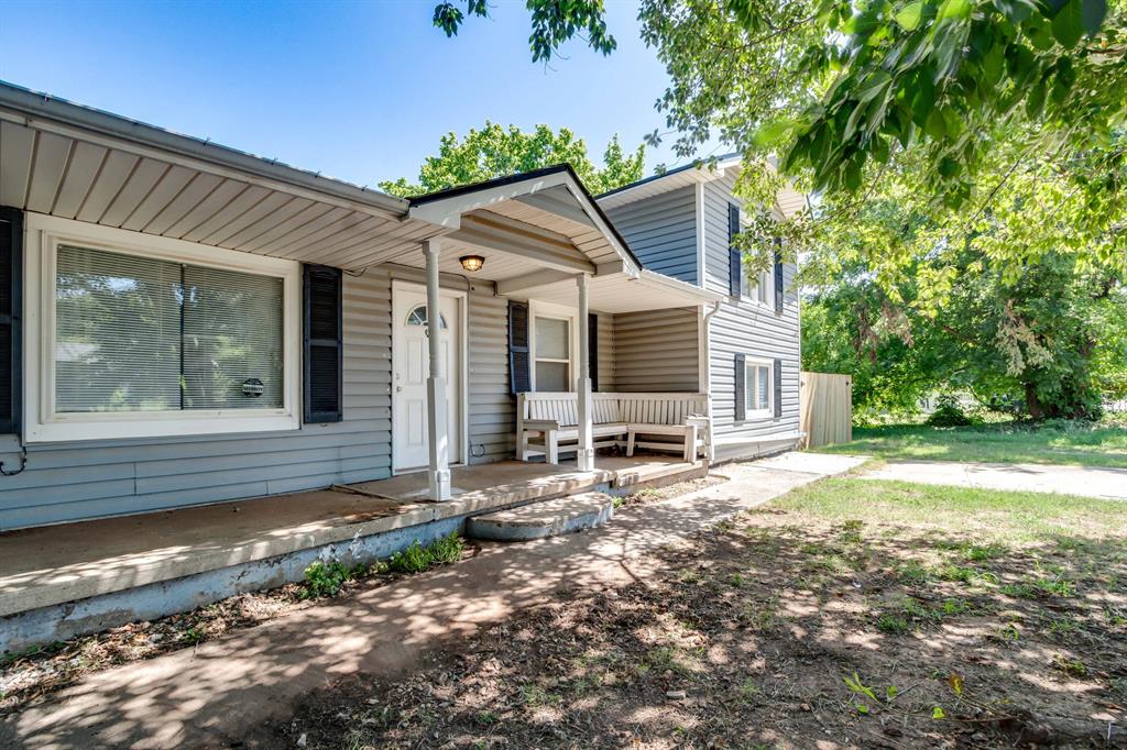 4105 Lawn Drive Property Photo 3