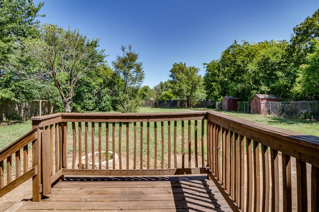 4105 Lawn Drive Property Photo 6