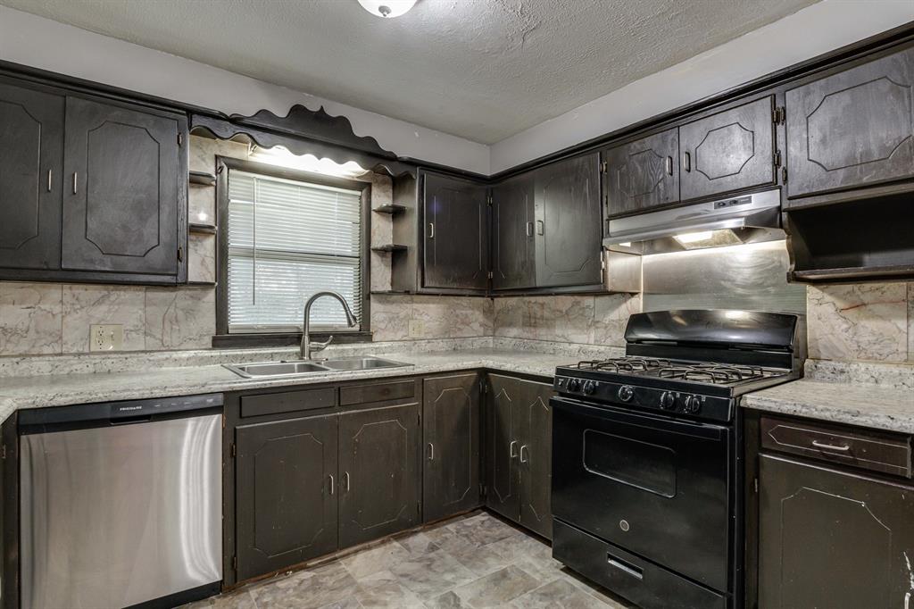 4105 Lawn Drive Property Photo 12