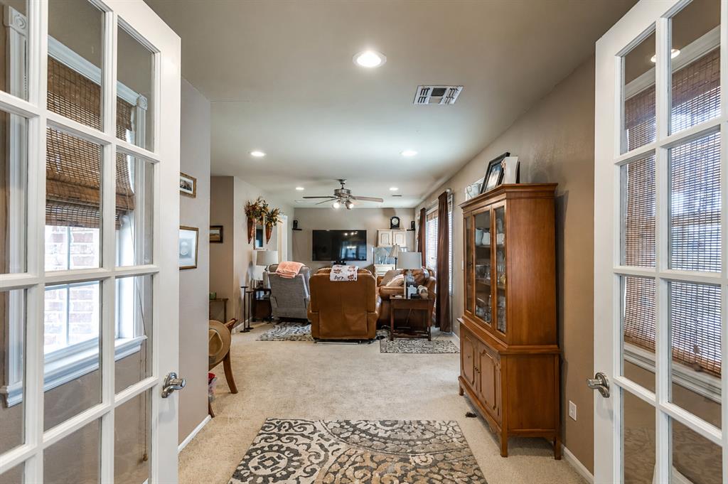 4100 S Bluebird Street Property Photo 6