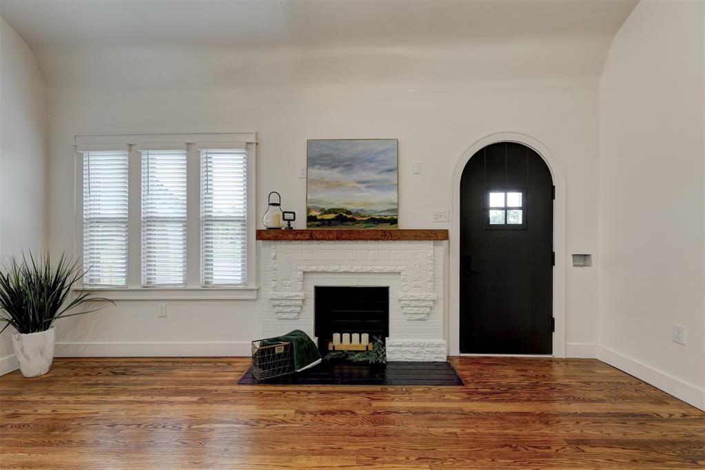 1608 N Broadway Avenue Property Photo 12