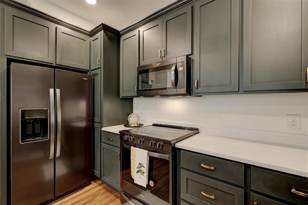 1608 N Broadway Avenue Property Photo 22