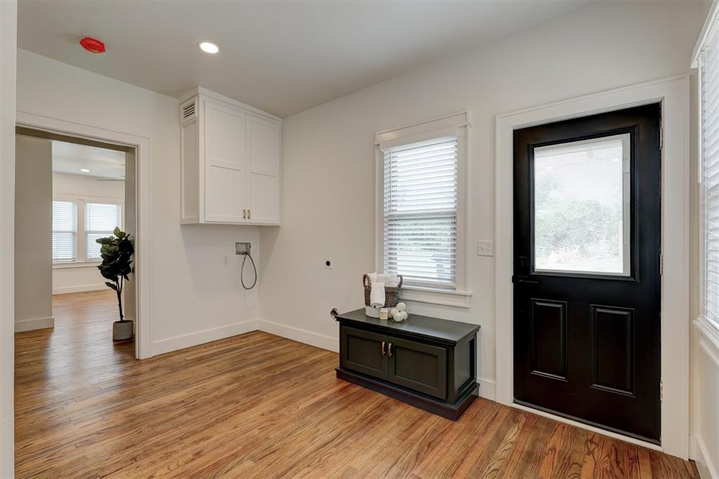 1608 N Broadway Avenue Property Photo 33