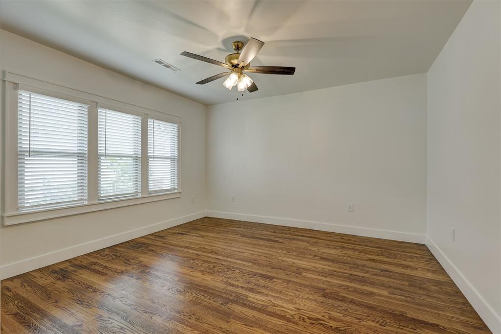 1608 N Broadway Avenue Property Photo 35