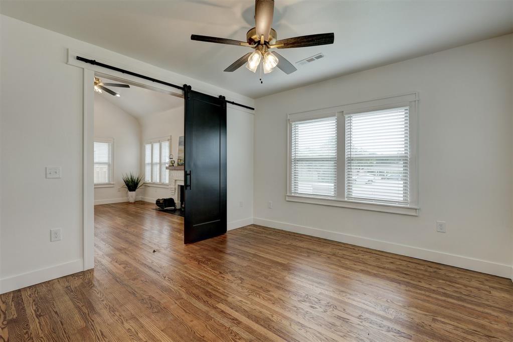 1608 N Broadway Avenue Property Photo 37
