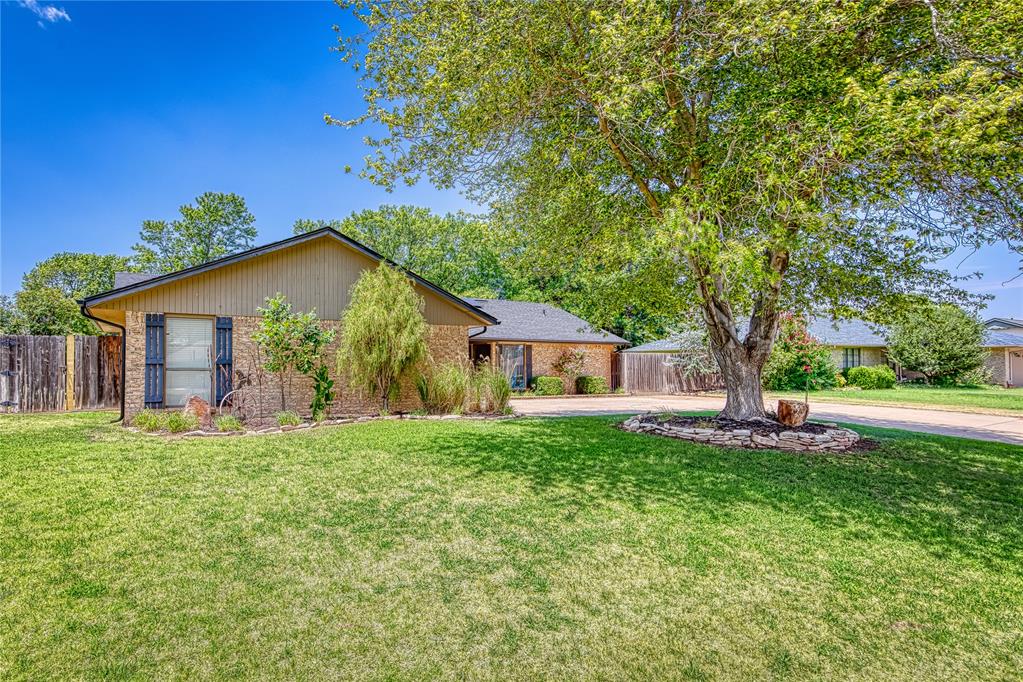 909 Jami Lane Property Photo 1