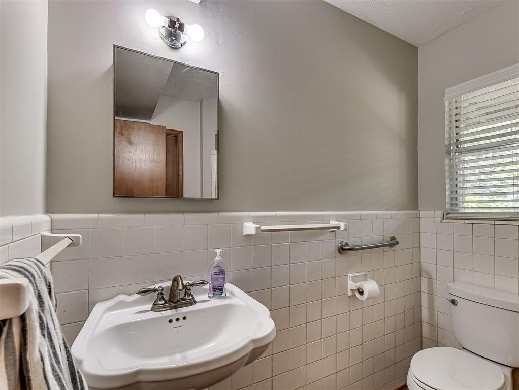 2616 Walnut Road Property Photo 20