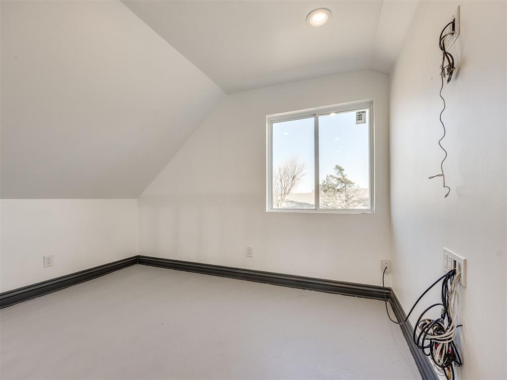 216 Nw 120th Street Property Photo 39