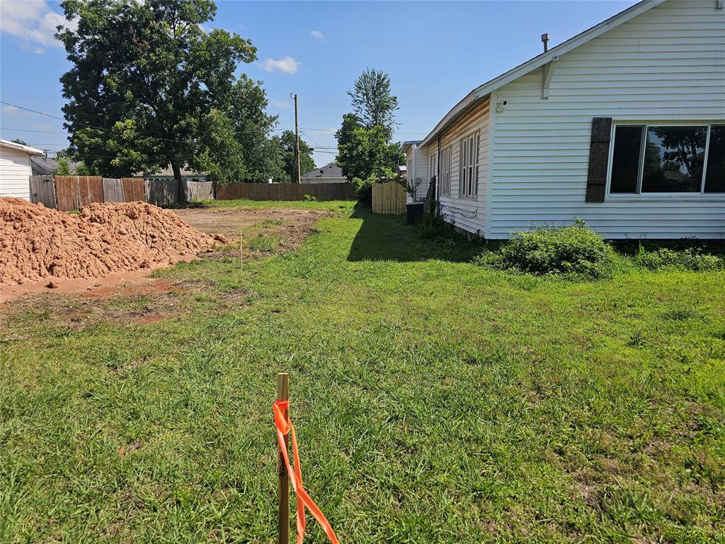 125 W Midland Street Property Photo 2