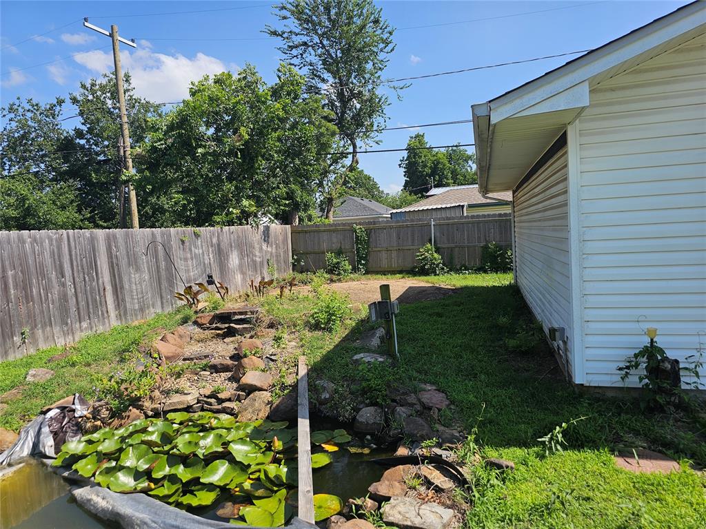 125 W Midland Street Property Photo 3