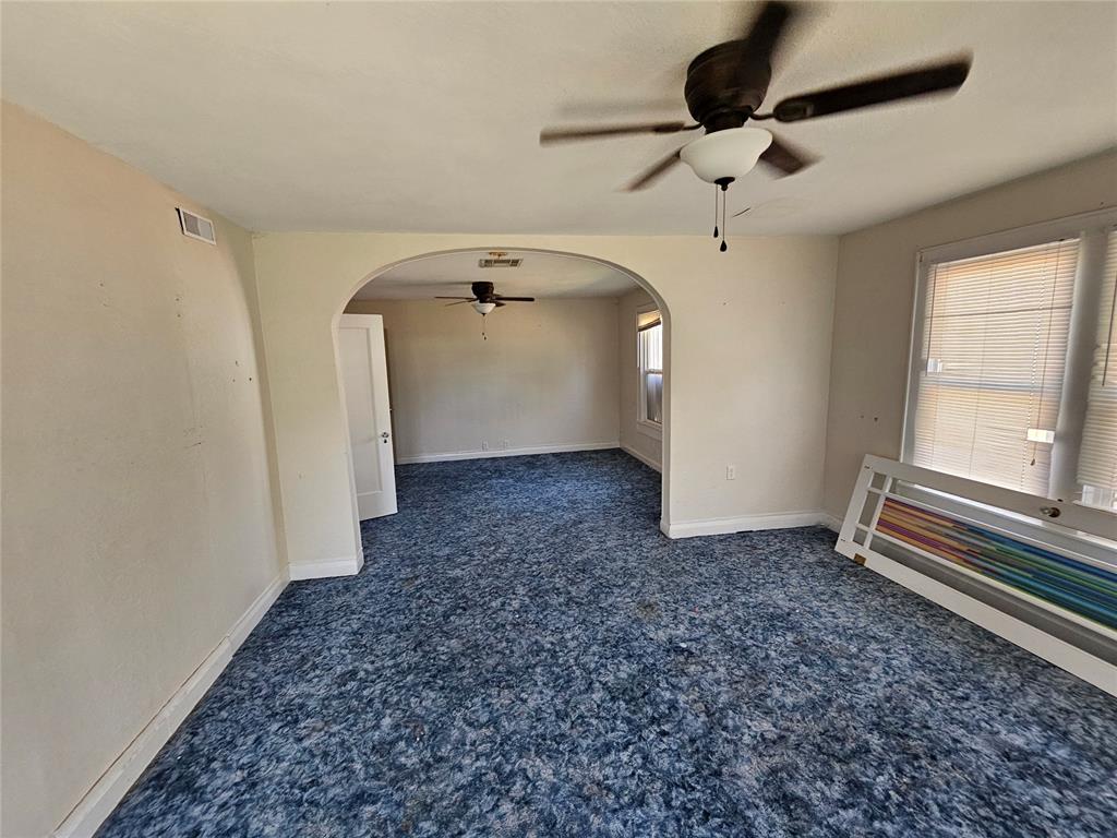 125 W Midland Street Property Photo 13