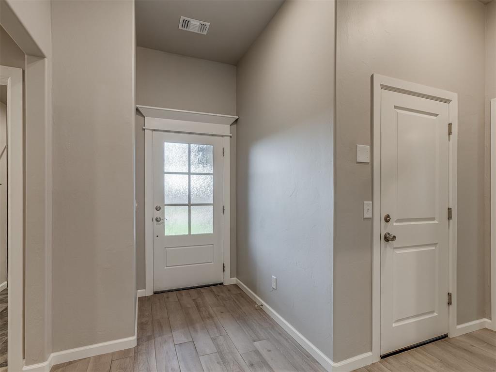 8525 Stark Street Property Photo 4