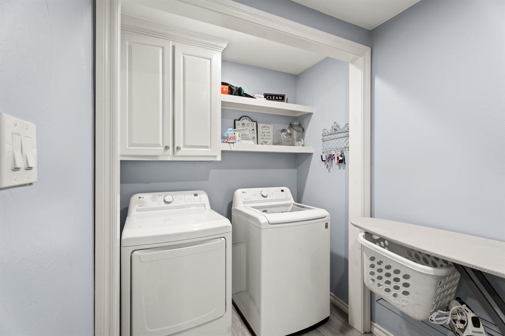 1303 N Carol Lane Property Photo 13