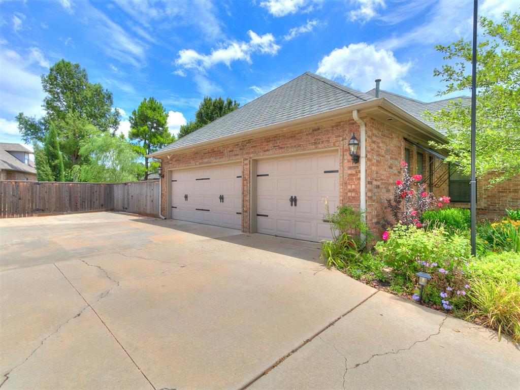 12608 N Cobblestone Parkway Property Photo 38