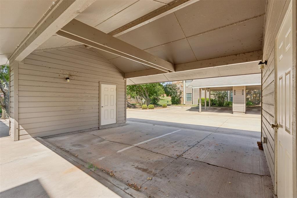 905 W Parkway Drive Property Photo 47