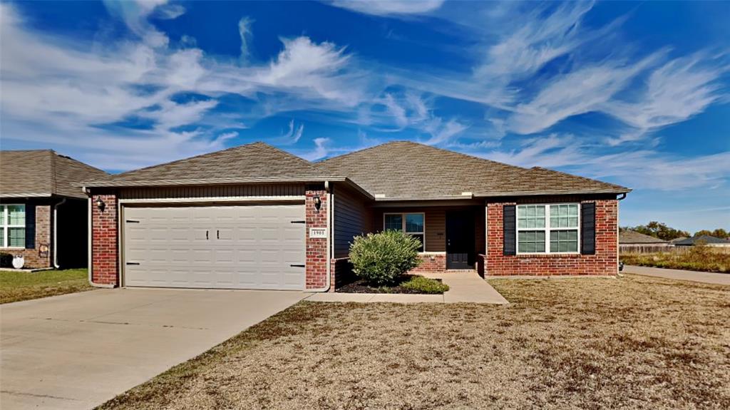 1901 W Autumn Way Property Photo 1