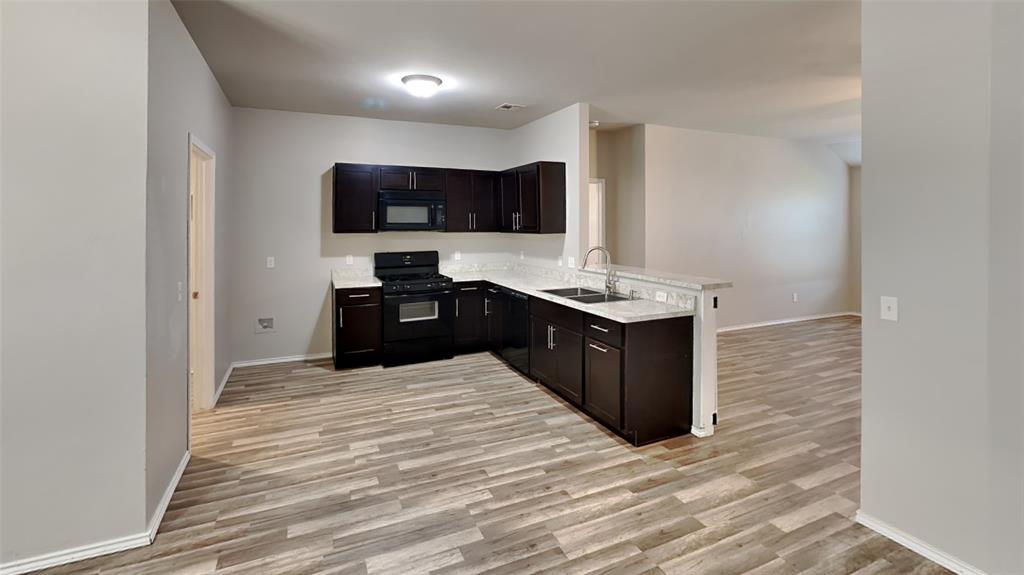 1901 W Autumn Way Property Photo 7