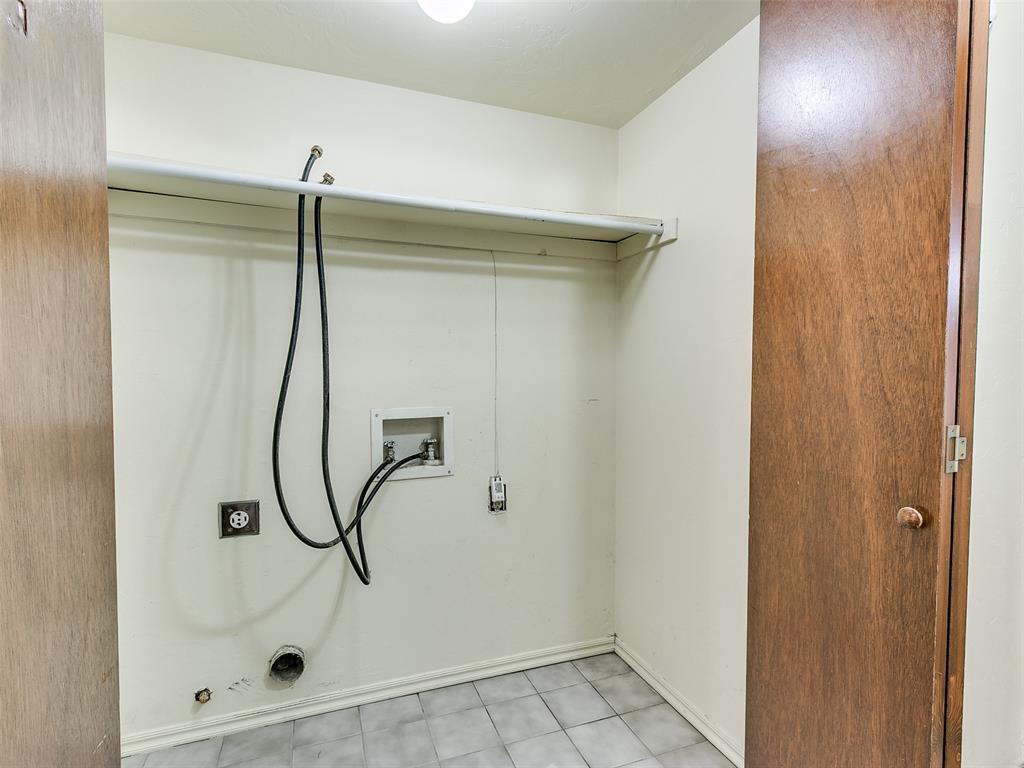 1405 Sw 22nd Street Property Photo 8