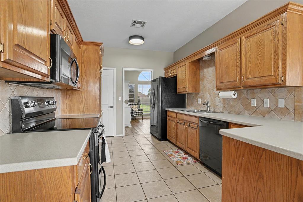 904 N Towne Circle Property Photo 17