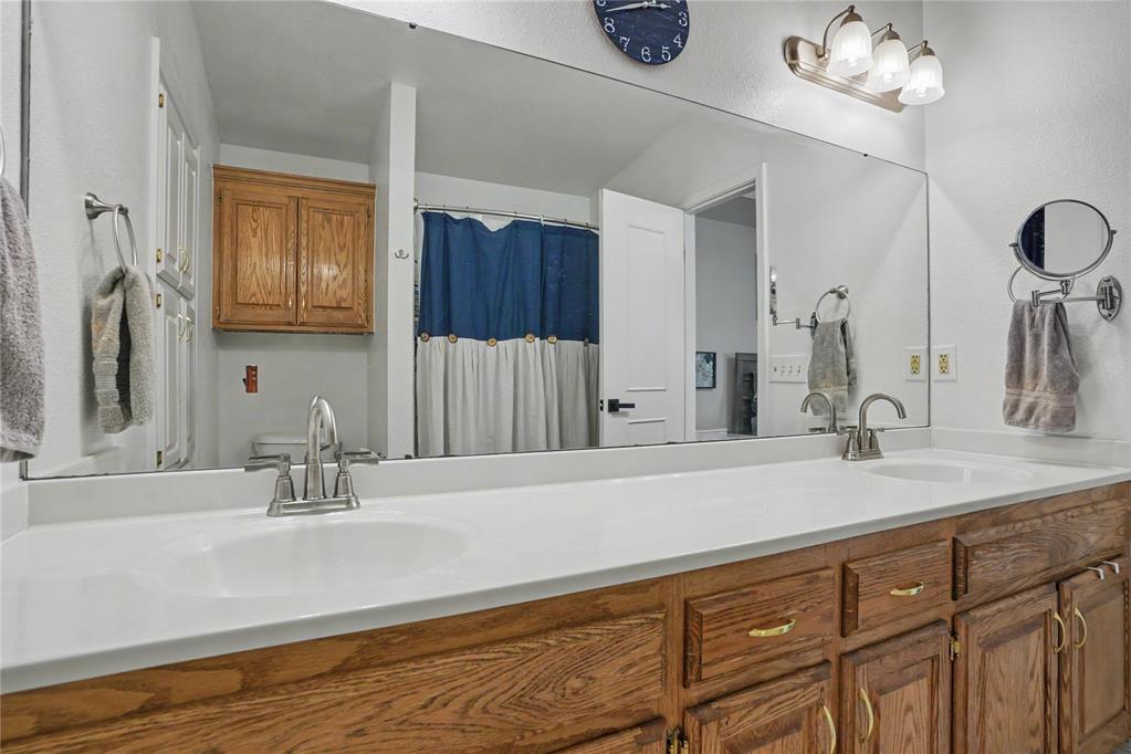 904 N Towne Circle Property Photo 28