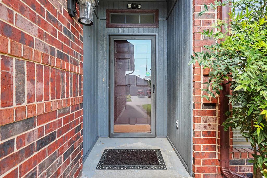 13113 Cloverleaf Lane Property Photo 3