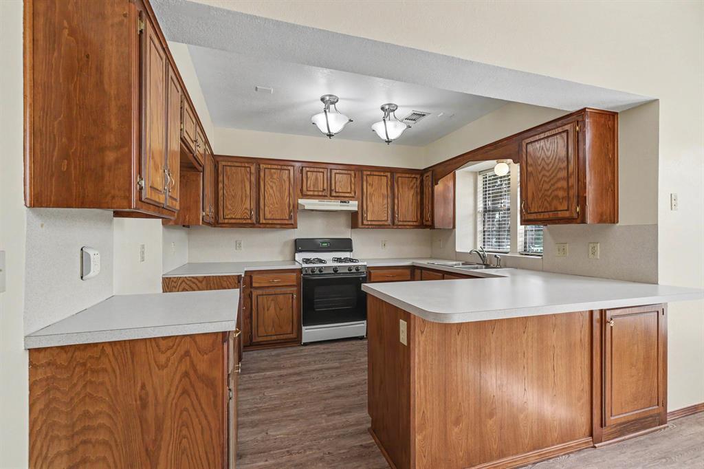 13113 Cloverleaf Lane Property Photo 8