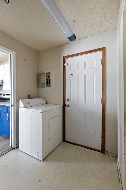 2605 Ne Dearborn Avenue Property Photo 17
