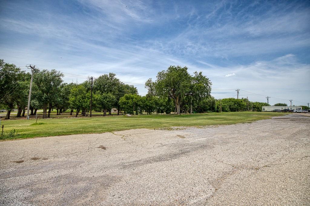 Hwy 81 & E770 Rd Highway Property Photo 4