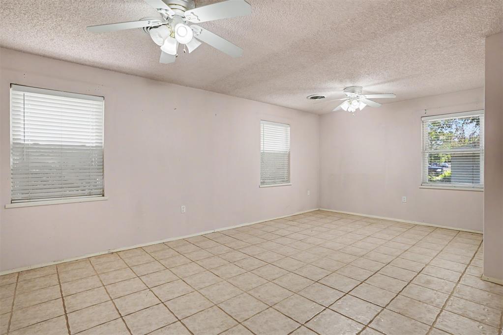 992 Hughes Drive Property Photo 24