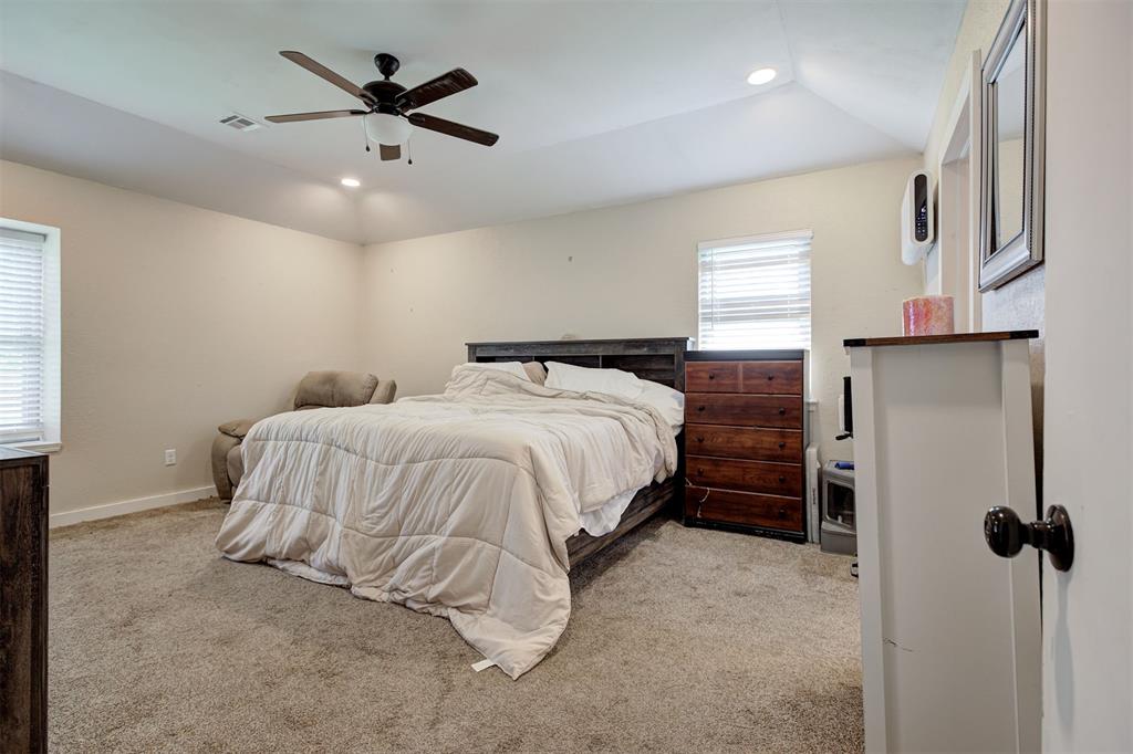 19800 Aaron Drive Property Photo 16
