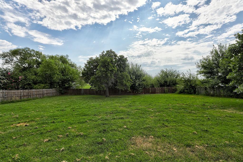 19800 Aaron Drive Property Photo 32