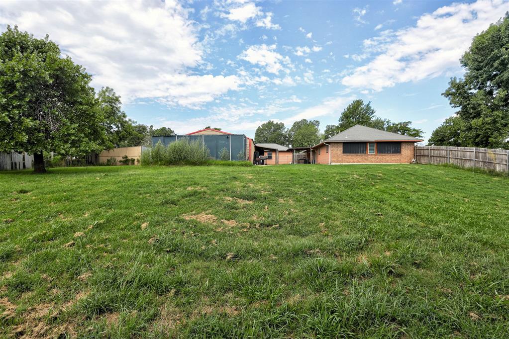 19800 Aaron Drive Property Photo 34