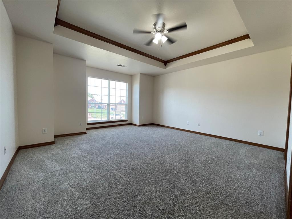 11516 Village Avenue Property Photo 20