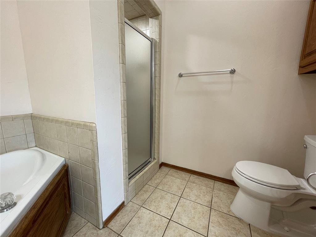 11516 Village Avenue Property Photo 26