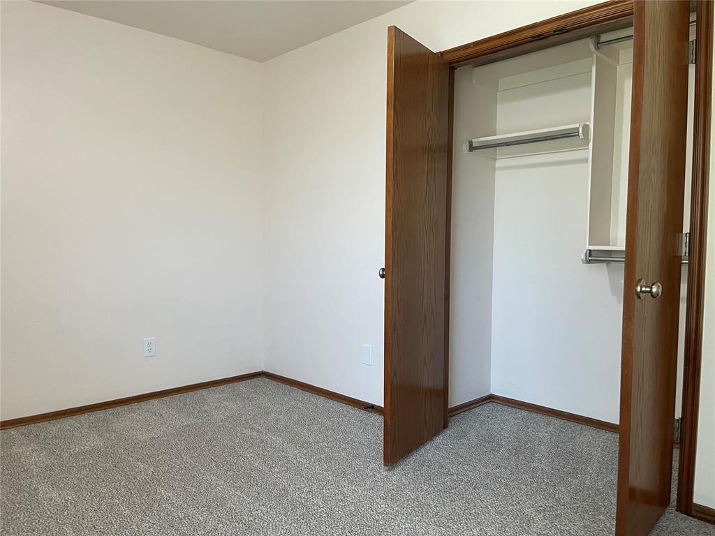 11516 Village Avenue Property Photo 33