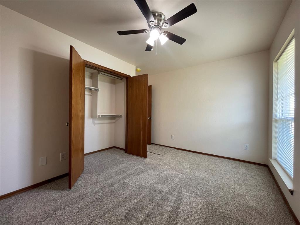 11516 Village Avenue Property Photo 35