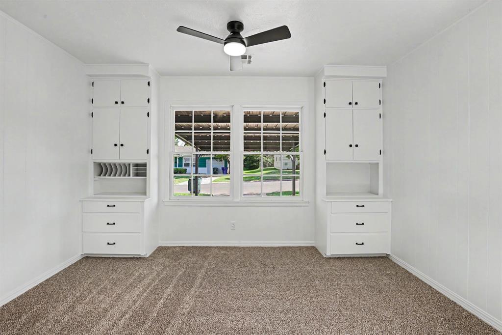 605 Lions Park Place Property Photo 8