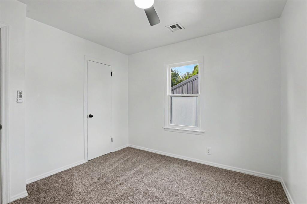 605 Lions Park Place Property Photo 13