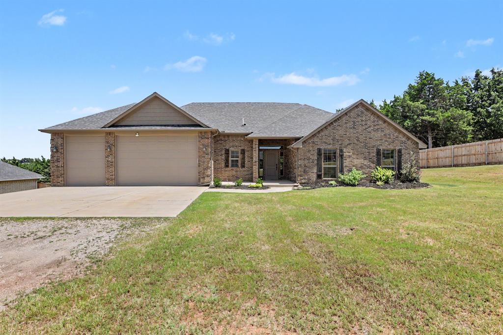350 Maple Drive Property Photo 2