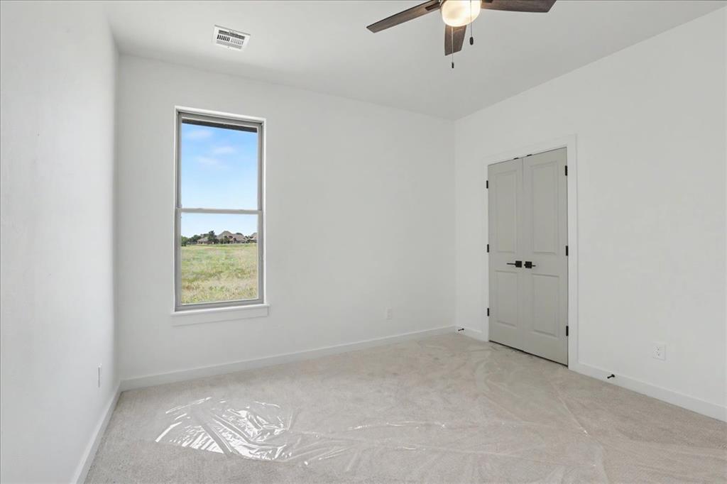 3305 Sugar Maple Way Property Photo 14