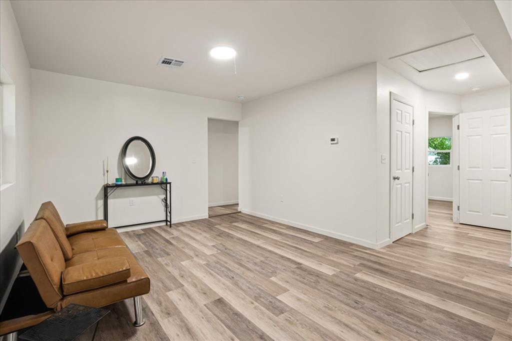 917 W Colorado Avenue Property Photo 12